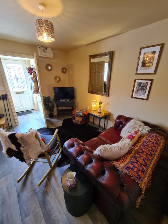 The Shambles By Spires Accommodation A Boho Styled Place To Stay Just 3 Miles From Birches Valley Visitors Centre Cannock Chase Rugeley Bagian luar foto
